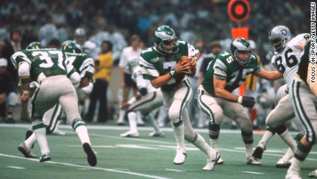 Ron Jaworski led the 1981 Eagles against the Oakland Raiders at Super Bowl XV, but it wasn&#39;t a pleasant memory for Tapper.