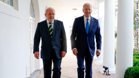 US President Joe Biden and Brazilian President Luiz Inacio Lula da Silva walk together along the Rose Garden colonnade at the White House in Washington, DC, February 10, 2023. (Photo by JONATHAN ERNST / POOL / AFP) (Photo by JONATHAN ERNST/POOL/AFP via Getty Images)