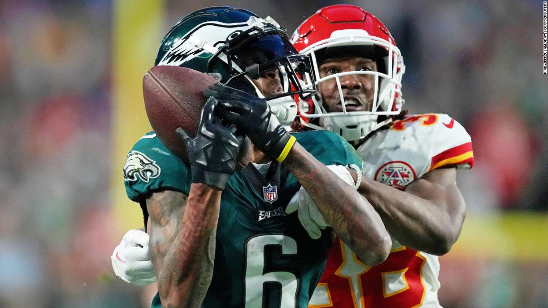 Eagles wide receiver DeVonta Smith tries to bring in a pass late in the first half. The officials reviewed the play and ruled that it was not a catch.