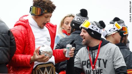 Patrick Mahomes was having a good, good day at the parade.