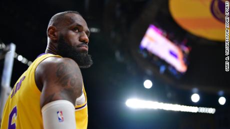 LeBron James looks on during a stoppage in play during the Los Angeles Lakers&#39; game against the New Orleans Pelicans.