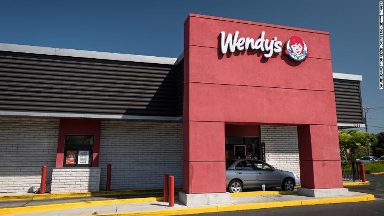 A Wendy&#39;s in 2020, an example of the modernization of fast-food design.