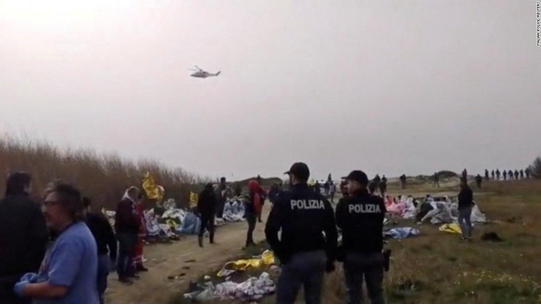 Migrantes italianos mortos: pelo menos 43 mortos em naufrágio na Calábria