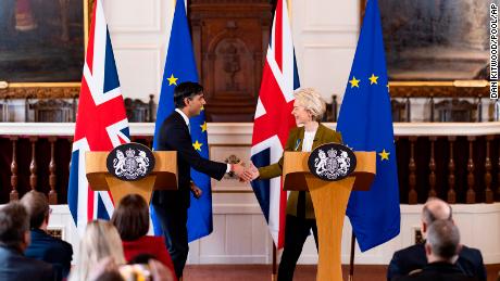 Britain&#39;s Prime Minister Rishi Sunak and EU Commission President Ursula von der Leyen, right, shake hands after a press conference at Windsor Guildhall, Windsor, England, Monday Feb. 27, 2023. The U.K. and the European Union ended years of wrangling and acrimony on Monday, sealing a deal to resolve their thorny post-Brexit trade dispute over Northern Ireland. 