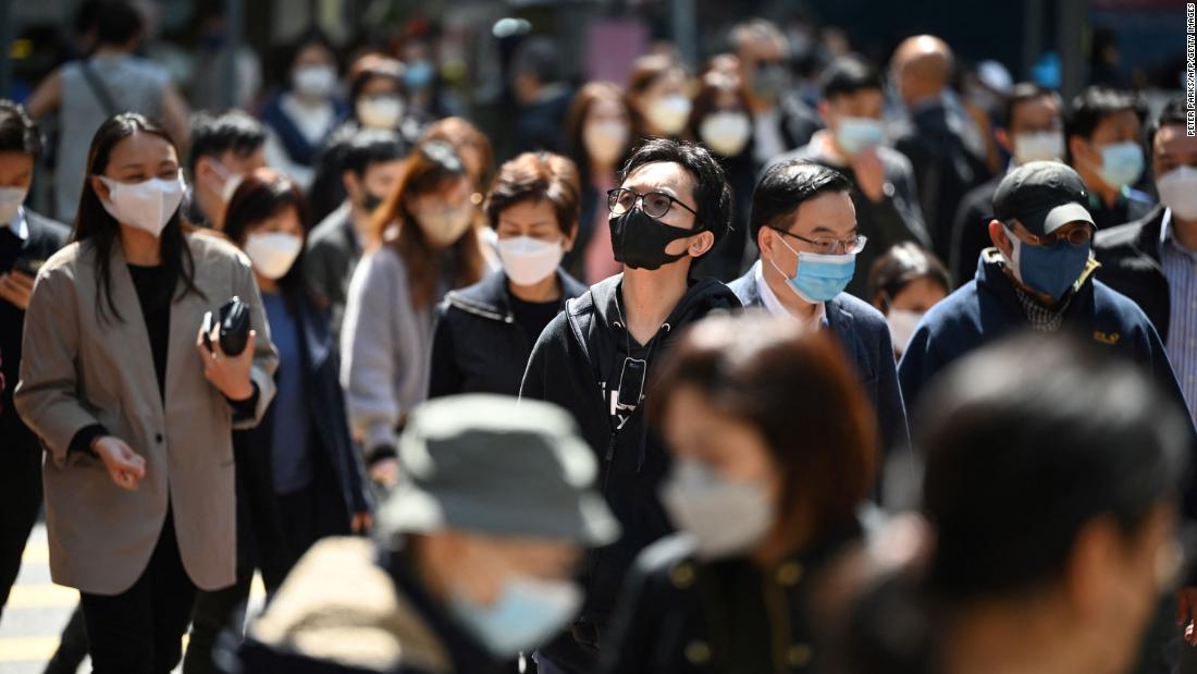 هونج كونج: بعد 959 يومًا ، لم تعد هذه المدينة تفرض غرامات قدرها 1000 دولار لعدم ارتداء الكمامة