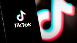 230227233321 tiktok eu ban stock hp video EU bans TikTok from official devices across all three institutions