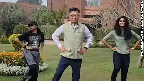 South Korean diplomats strike a pose in their &quot;Naatu Naatu&quot; dance cover at the country&#39;s embassy in New Delhi.