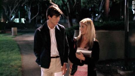 (From left) Pedro Pascal and Sarah Michelle Gellar on a 1999 episode of &#39;Buffy the Vampire Slayer.&#39;