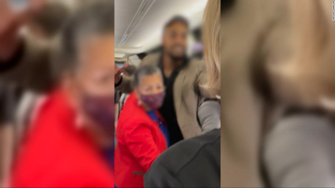 Hear passenger explain why he got into fistfight on plane