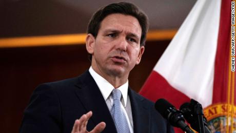 DeSantis, who blamed diversity initiatives for Silicon Valley Bank&#39;s downfall, pushed for rollback of bank regulations under renewed scrutiny