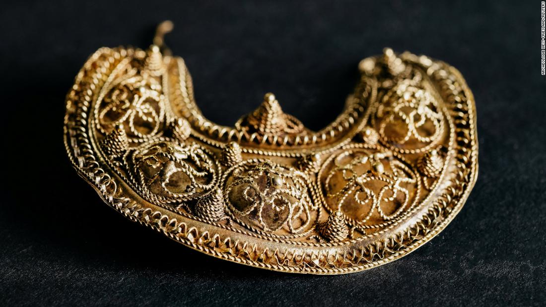 Dutch historian finds medieval treasure using metal detector