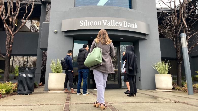 Reporter details how feds will help SVB customers