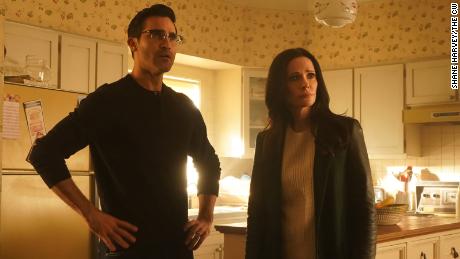 Tyler Hoechlin and Elizabeth Tulloch face new challenges in season 3 of &quot;Superman &amp; Lois.&quot;