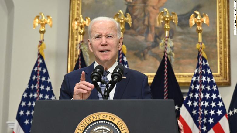 Biden outlines consequences for bank executives and investors