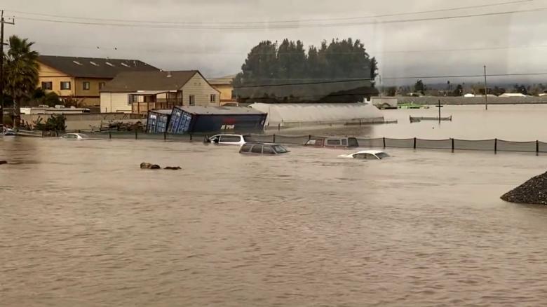 Officials go door to door to evacuate one California town ahead of more flooding