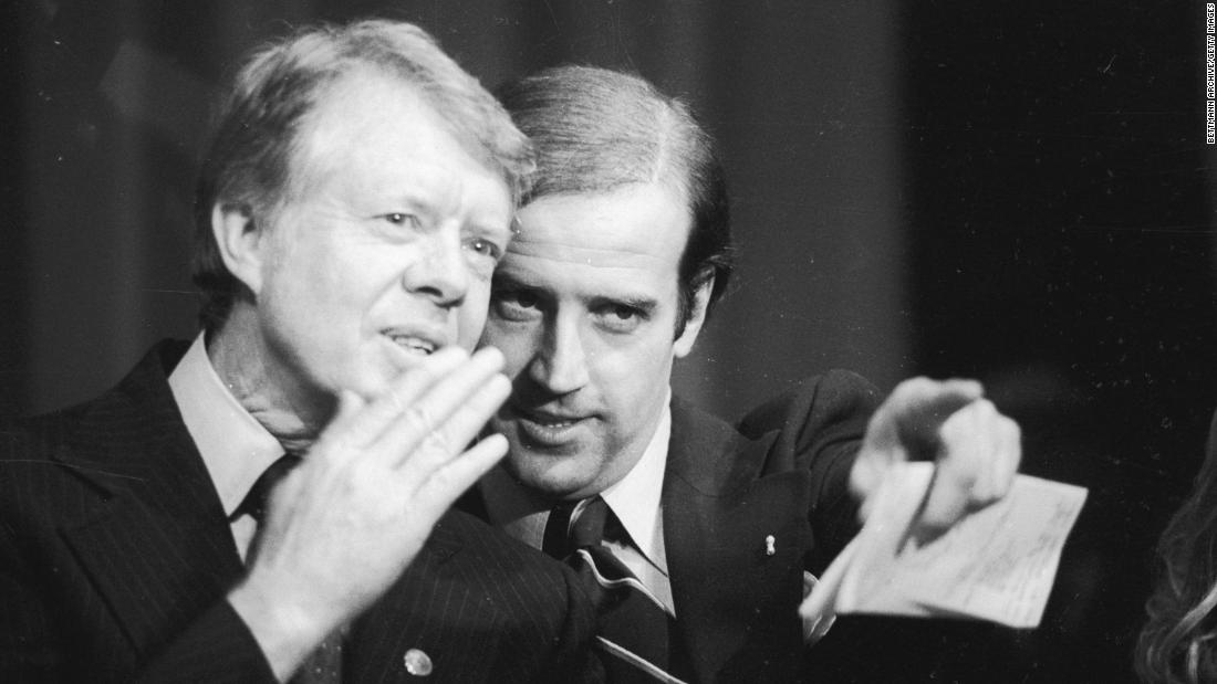 Jimmy Carter pediu que ele fizesse seu elogio, diz Biden