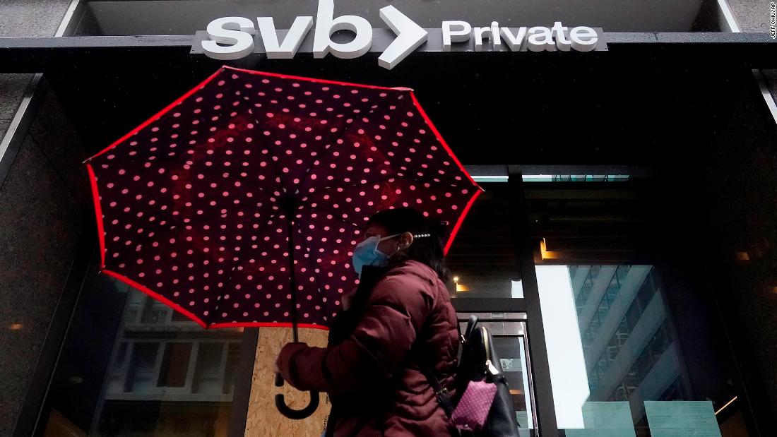Opinion: The SVB collapse doesn’t have to be the first in a chain of many
