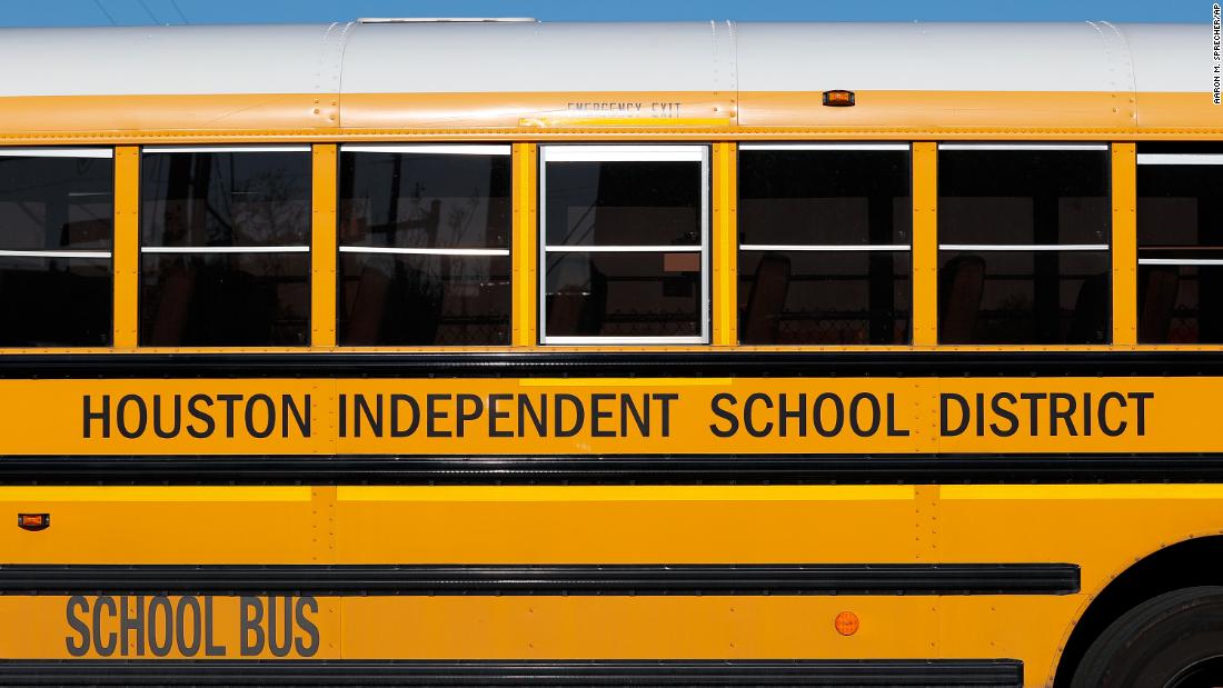 Teksas przejmuje kontrolę nad niezależnym okręgiem szkolnym w Houston