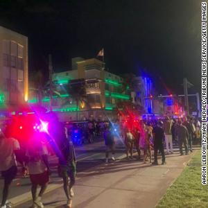 Shooting in Miami Beach leaves 1 dead, 1 injured amid spring break celebrations