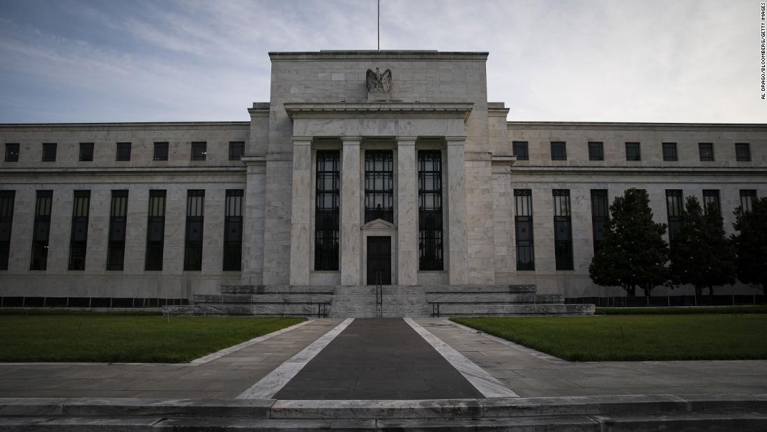 Fed and other central banks try to head off crisis by keeping dollars flowing