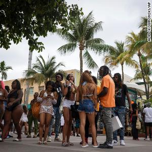 Miami Beach rejects nightly curfew after 2 fatal shootings during spring break