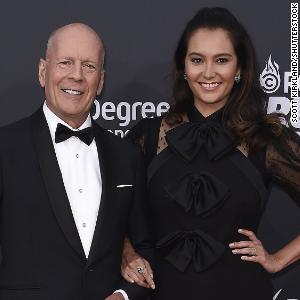 Emma Heming Willis celebrates anniversary with Bruce Willis by sharing vow renewal video