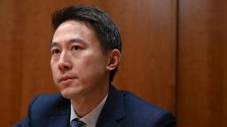 Pendengaran TikTok: Ketua Pegawai Eksekutif Shou Chew untuk memberi keterangan di hadapan Kongres buat kali pertama