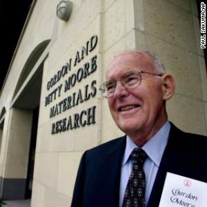 Intel co-founder Gordon Moore, author of 'Moore's Law' that helped drive computer revolution, dies