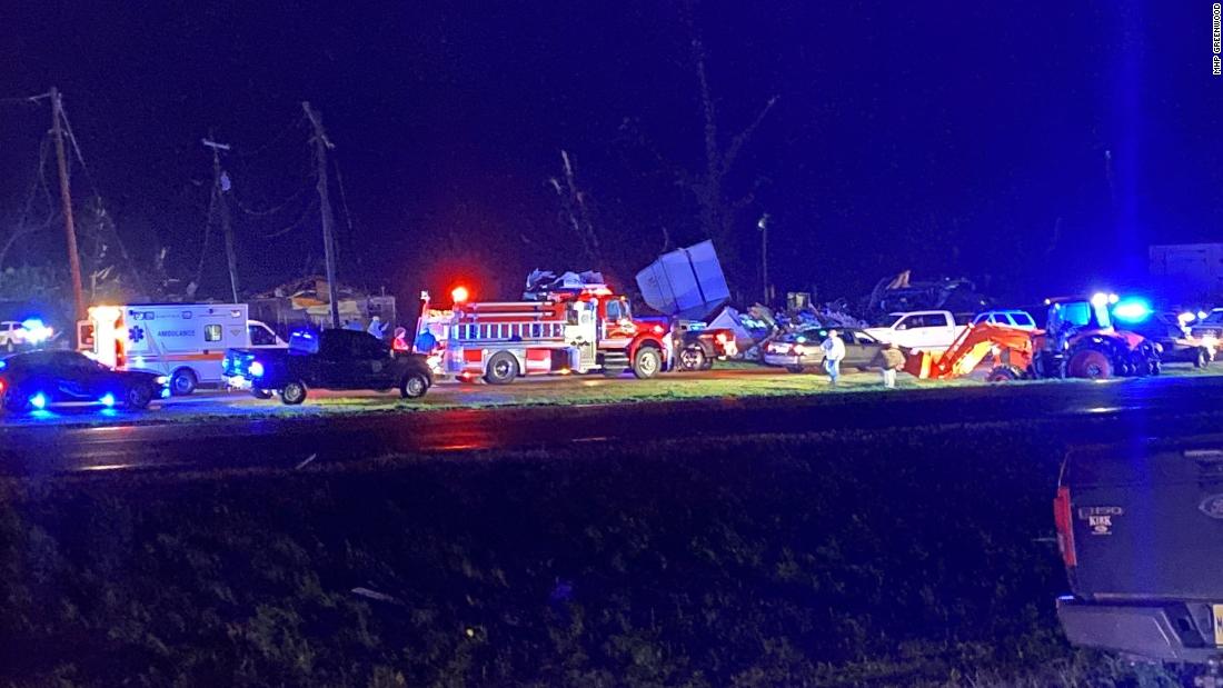 At least 11 dead after tornado-spawning storms roll through Mississippi