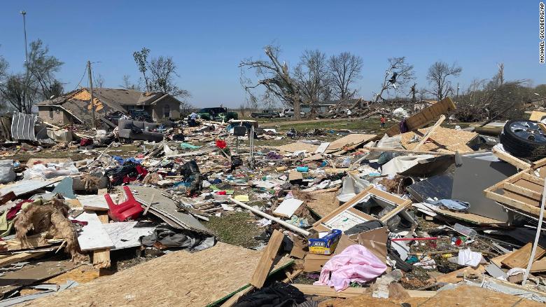 2-year-old dies in tornado while mother gives birth to second child in the hospital 