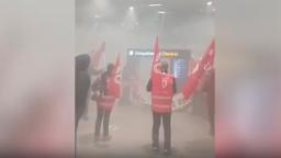 230328092452 02 protesters enter biarritz airport hp video France anti-pension reform protests: Demonstrators enter Biarritz airport amid nationwide protests