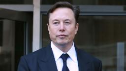 Elon Musk dan pemimpin teknologi lain meminta jeda dalam perlumbaan AI yang ‘di luar kawalan’