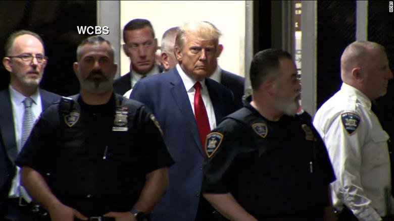 Video shows Trump right after his arrest 