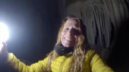 Lihat wanita Sepanyol muncul selepas 500 hari bersendirian di dalam gua