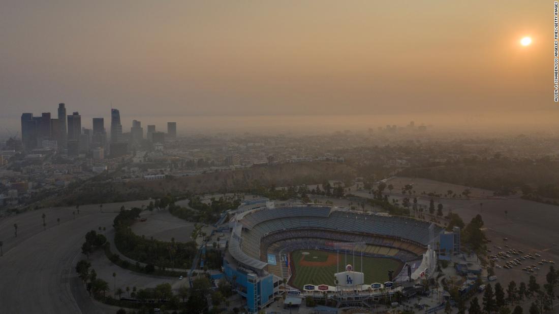 NextImg:A quarter of Americans live with polluted air, with people of color and those in Western states disproportionately affected, report says