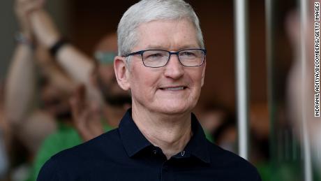 Tim Cook opens first Apple store in India