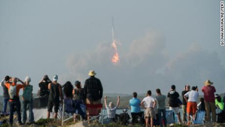 SpaceX&#39;s Starship rocket lifts off for inaugural test flight but explodes midair