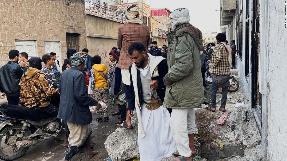 Al menos 78 mueren en multitudes en Yemen durante un evento benéfico de Ramadán