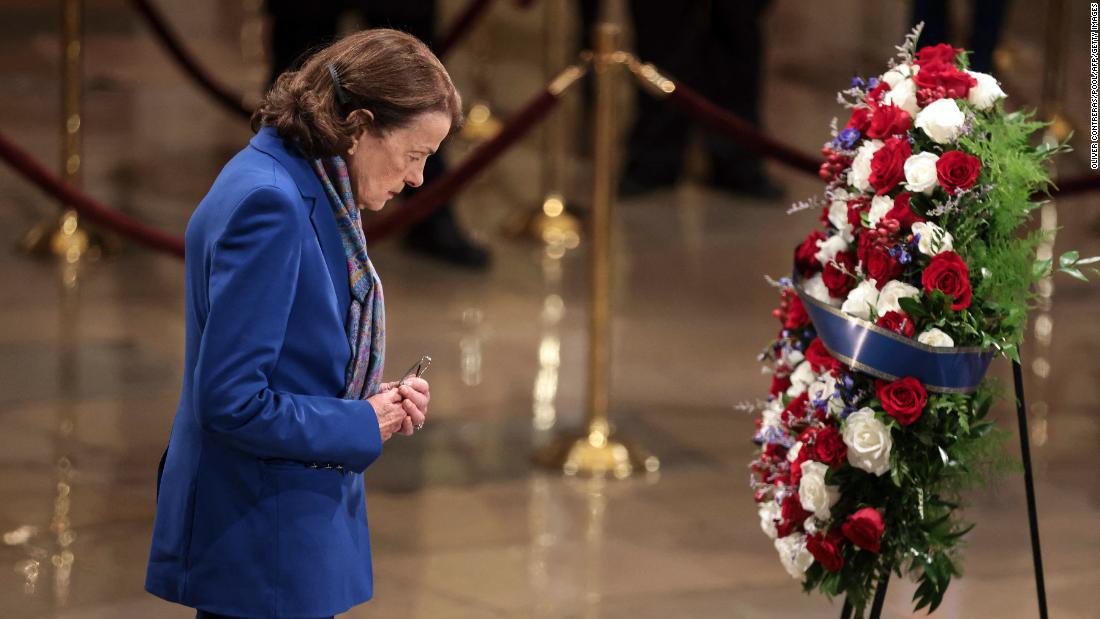 Feinstein pays her respects as former US Sen. Bob Dole lies in state in the US Capitol Rotunda in 2021.