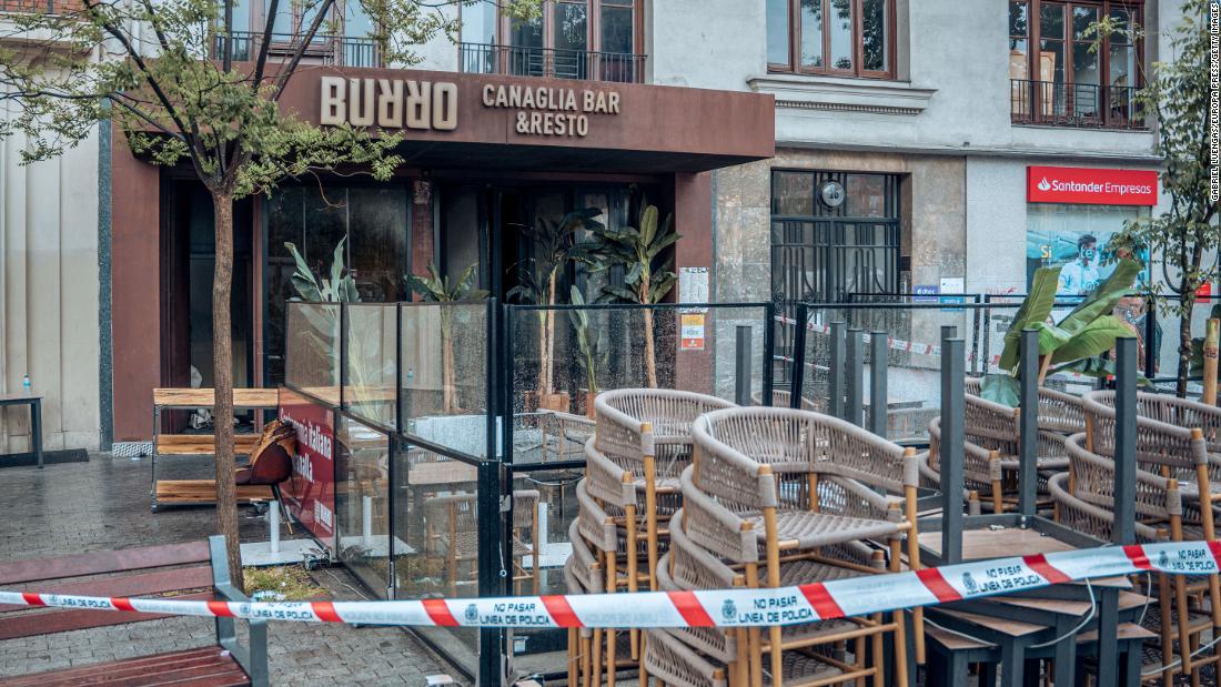 Pizza flambada causa incêndio em restaurante em Madri