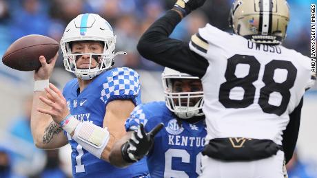 Levis of the Kentucky Wildcats against the Vanderbilt Commodores at Kroger Field on November 12, 2022.