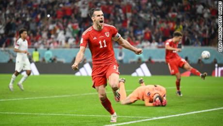 Bale celebrates after scoring for Wales against the USMNT during the Qatar 2022 World Cup.  