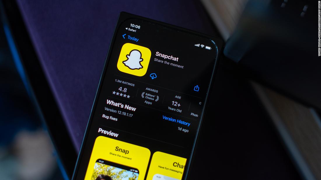 El nuevo chatbot con IA de Snapchat ya está generando alarmas entre adolescentes y padres