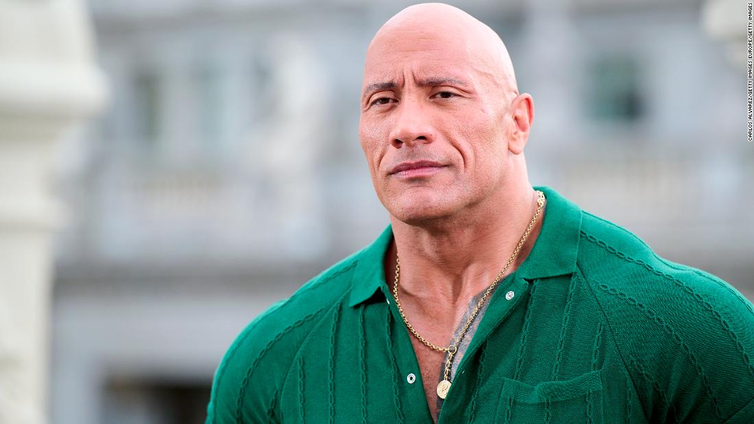 A todos nos ha pasado esto en una hamaca, incluyendo a The Rock - CNN Video