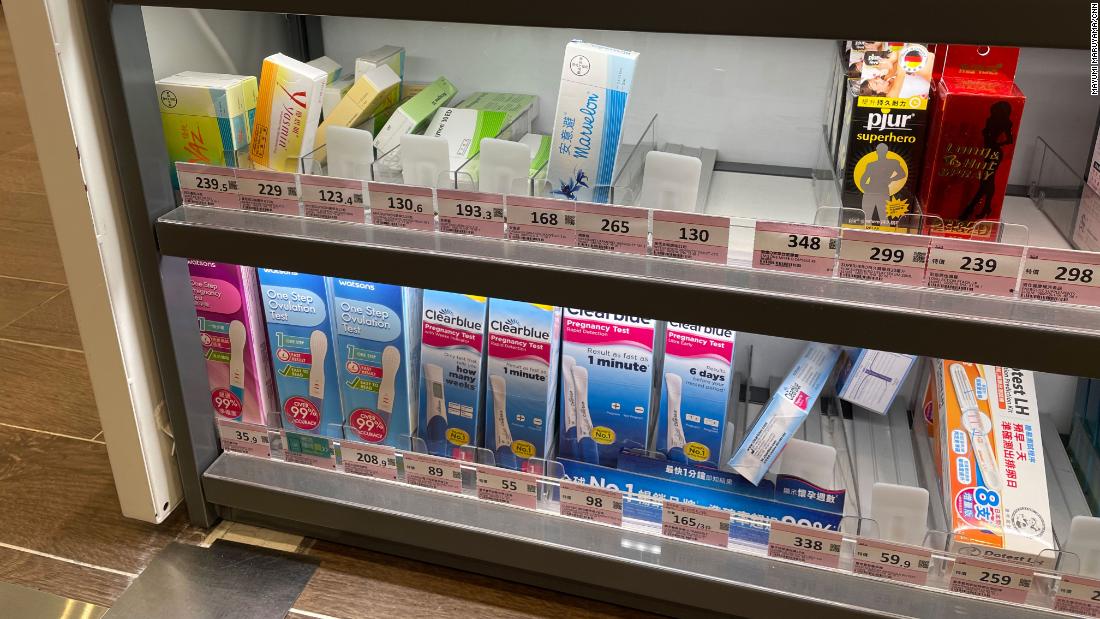 NextImg:As FDA advisers consider OTC birth-control pill, agency scientists worry it won't work due to women's weight and likelihood of following label