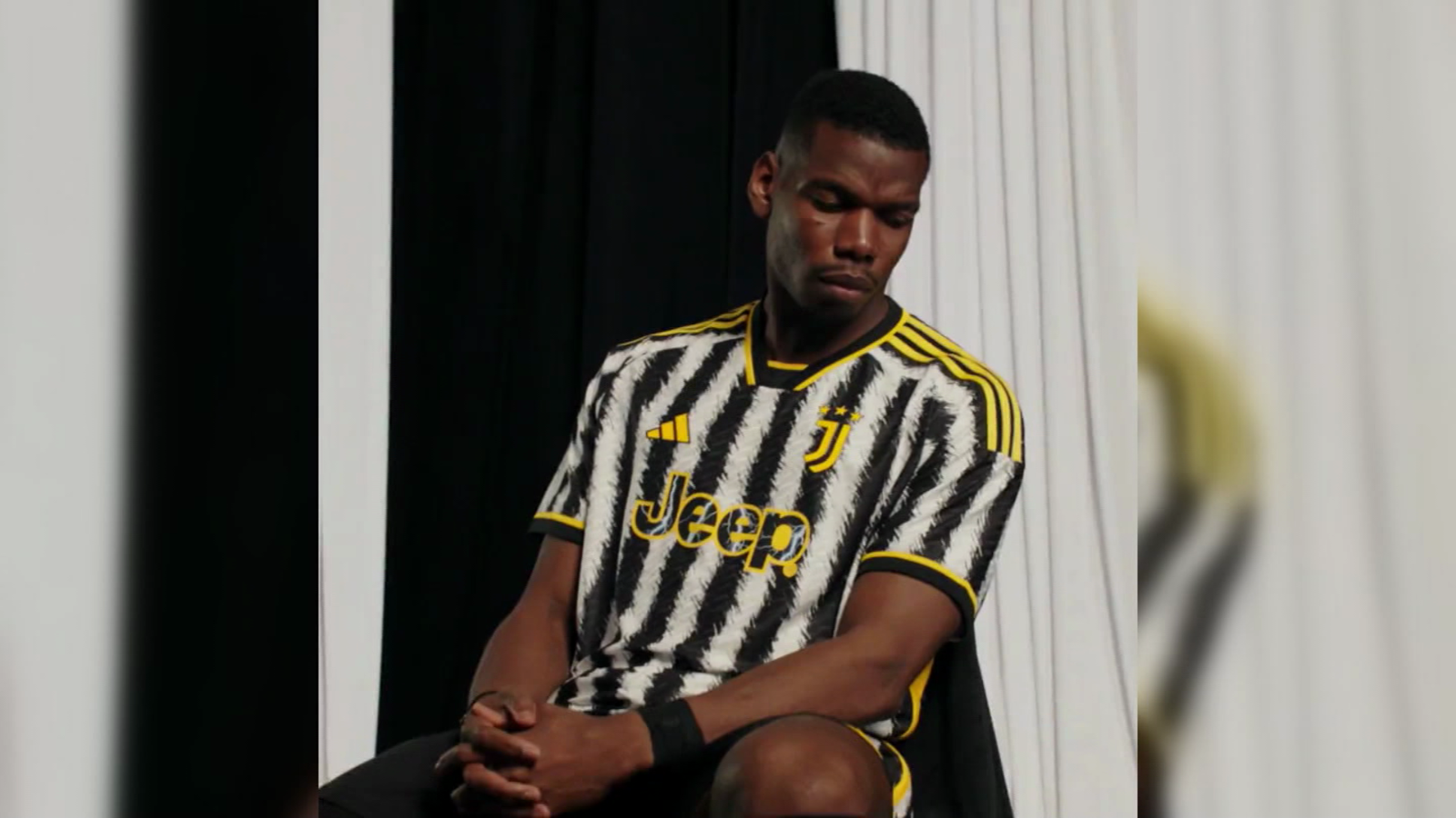 instructor Problema filtrar Juventus presenta su nueva camiseta para la temporada 2023-24 - CNN Video
