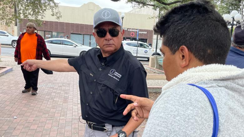 Pastor Carlos Navarro, who came to the United States from Guatemala in 1982, says he sees himself in the migrants who&#39;ve recently arrived in his city.