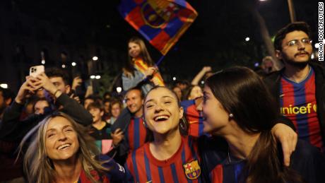 Barcelona fans celebrate Sunday&#39;s La Liga success -- the club&#39;s first league title since the 2018-19 season. 