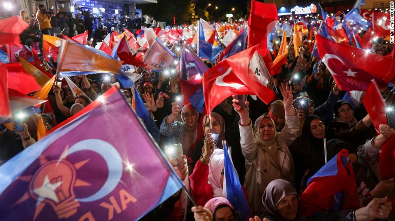 Turkey's suffering economy plays an important role in the country's elections