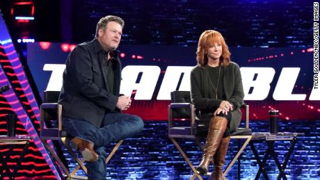 (From left) Blake Shelton and Reba McEntire on &#39;The Voice.&#39; 